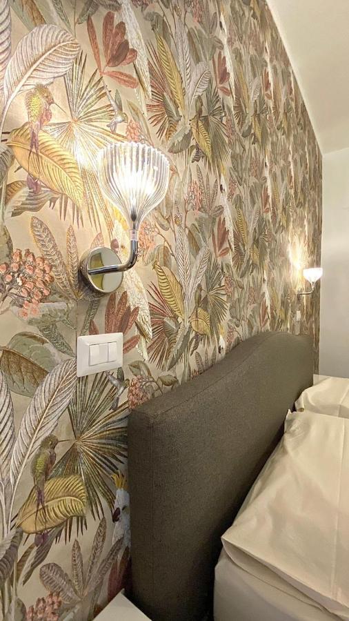Al Teatro Bed & Breakfast Реджо ди Калабрия Екстериор снимка